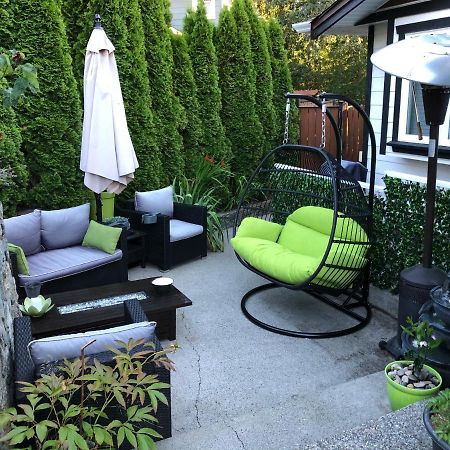 Cozy And Modern 3 Bedroom In Central Location! Victoria Esterno foto